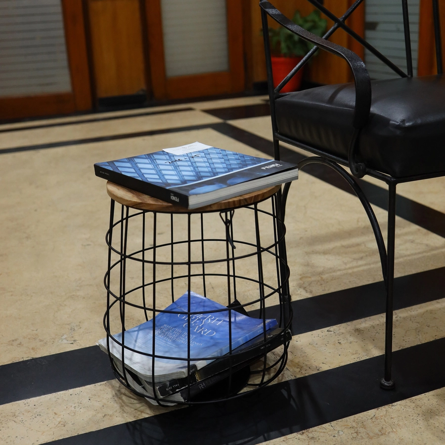 Allen + Roth Set Of 2 Tables Or Plant Stands - Metal And Wood 1 Allen + Roth Set Of 2 Tables Or Plant Stands - Metal And Wood